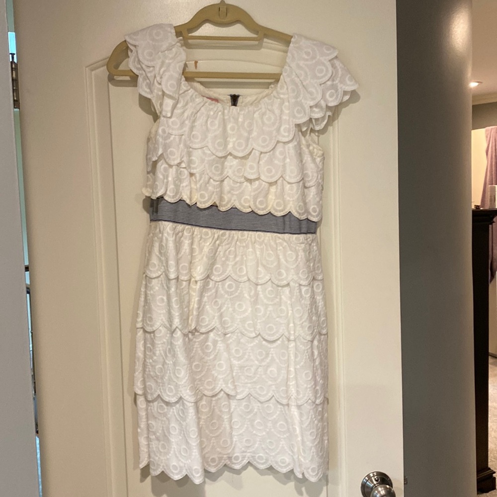 Phoebe Couture White dress with exposed back zipper